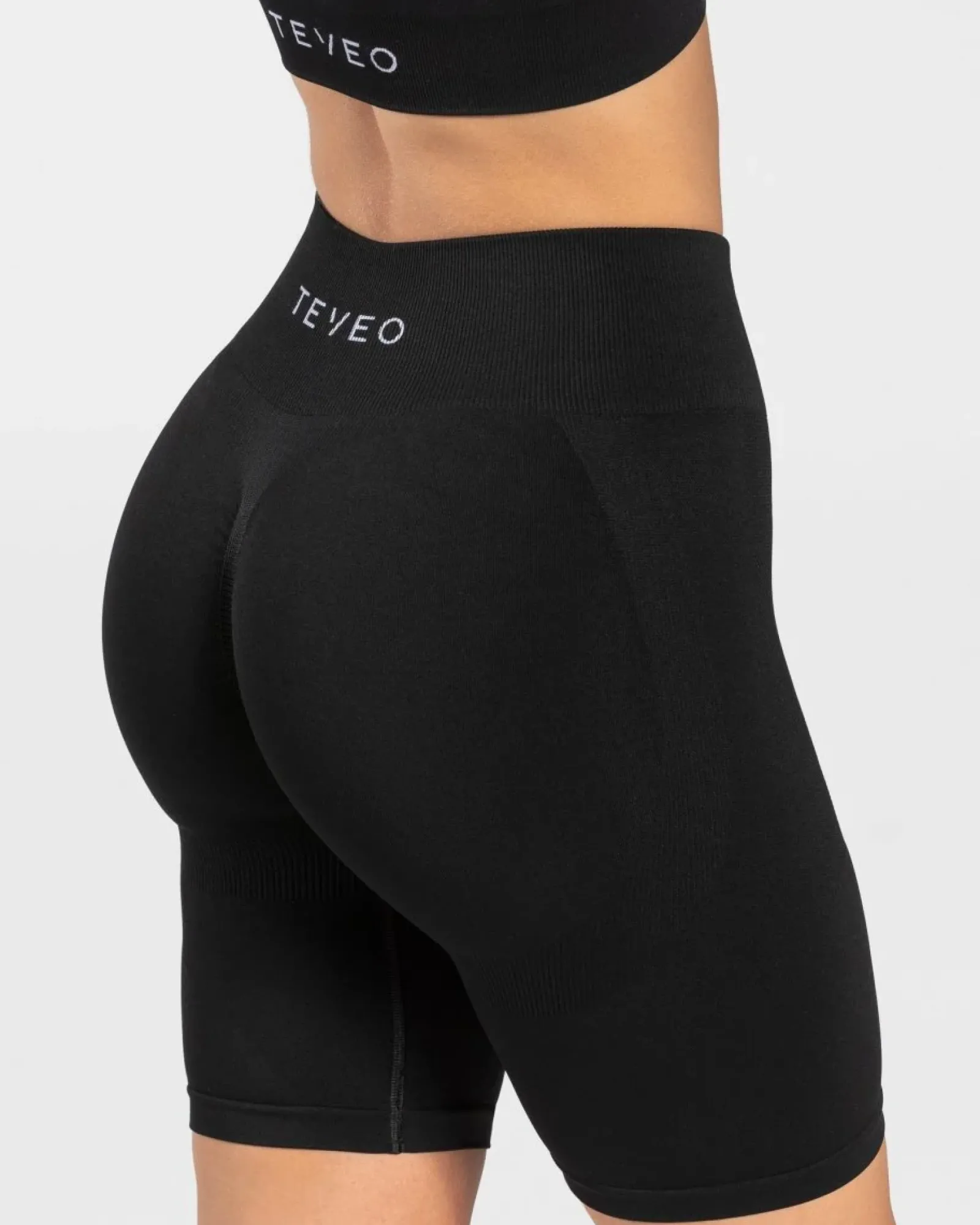 TEVEO Charming Scrunch Short " ">Frau Shorts