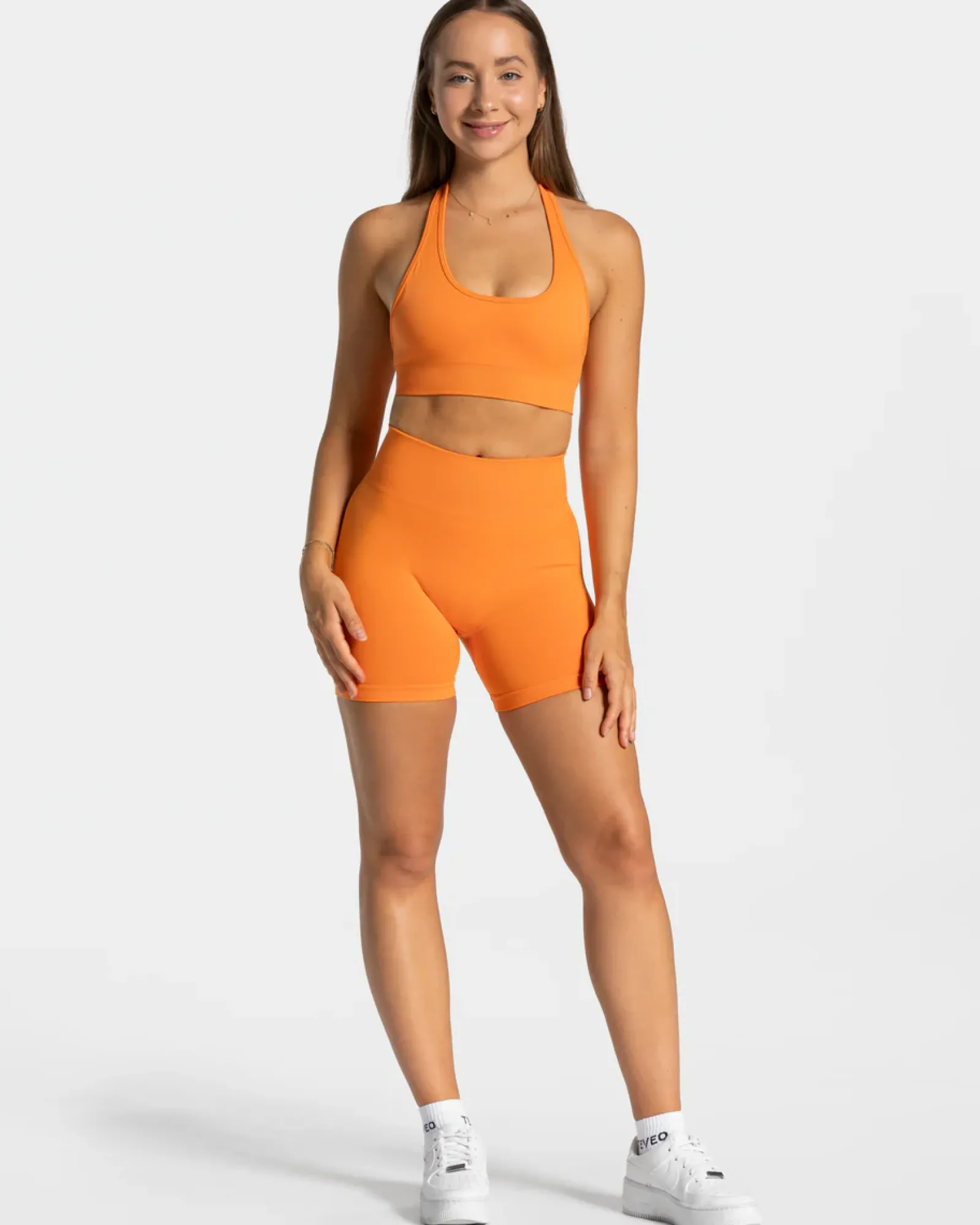 TEVEO Everyday Neckholder Bh " ">Frau Sport Bhs