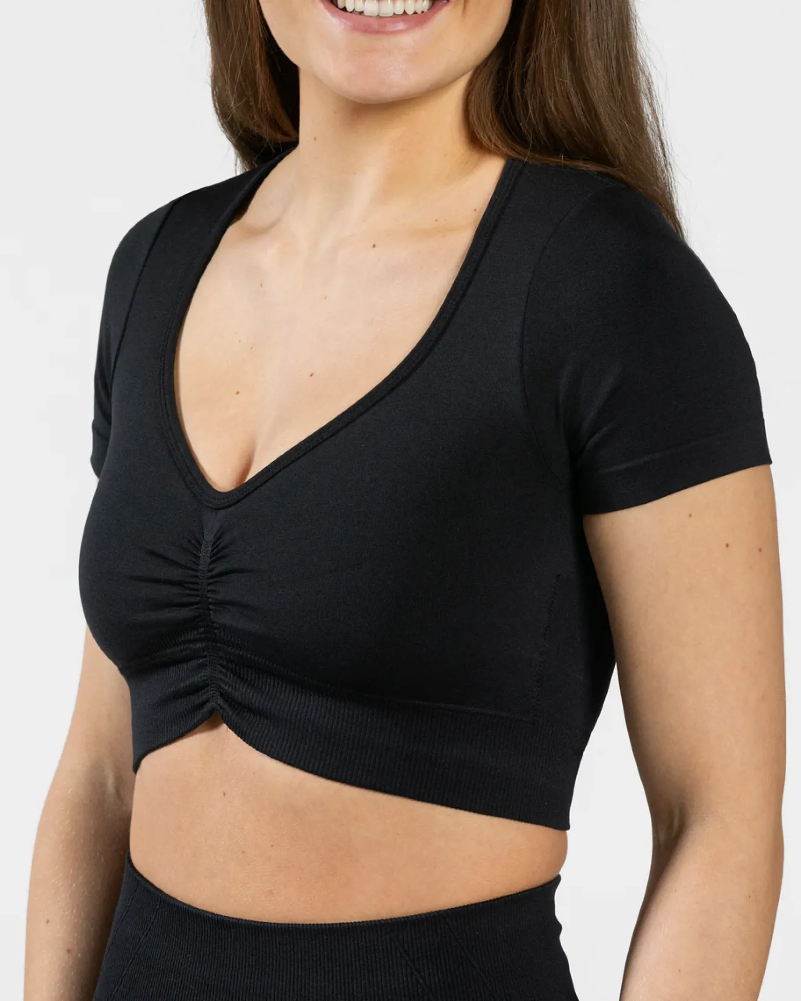 TEVEO Focus Crop Top " ">Frau Tops