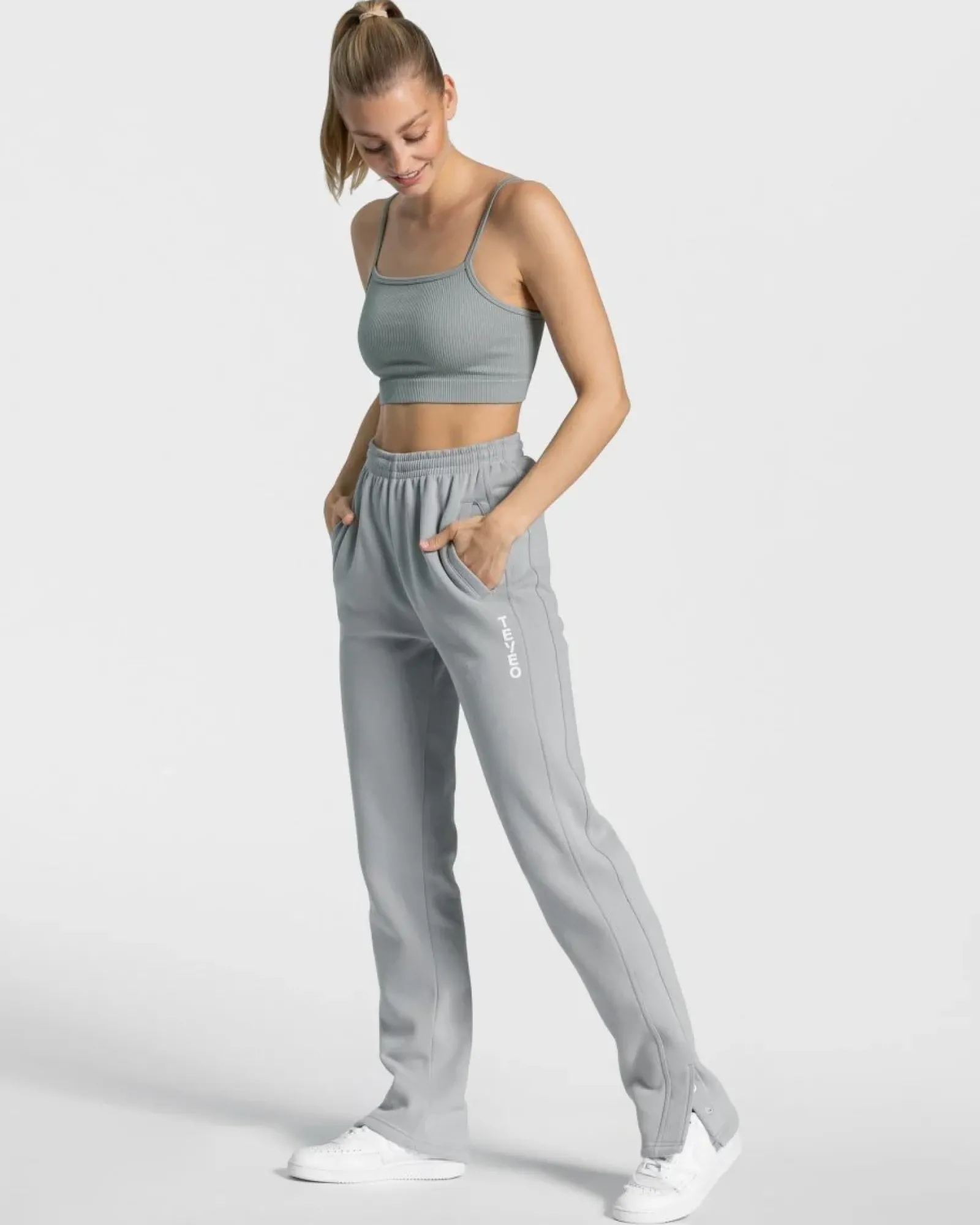 TEVEO Sassy Top " ">Frau Tops