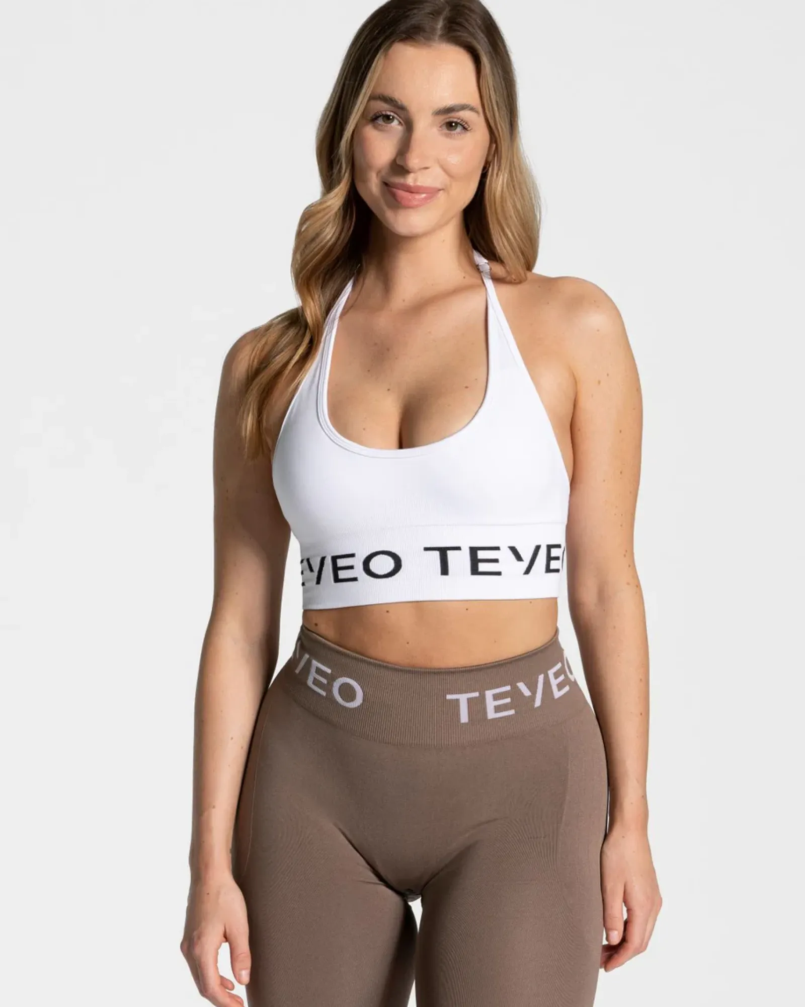 TEVEO Signature Neckholder Bh " ">Frau Sport Bhs