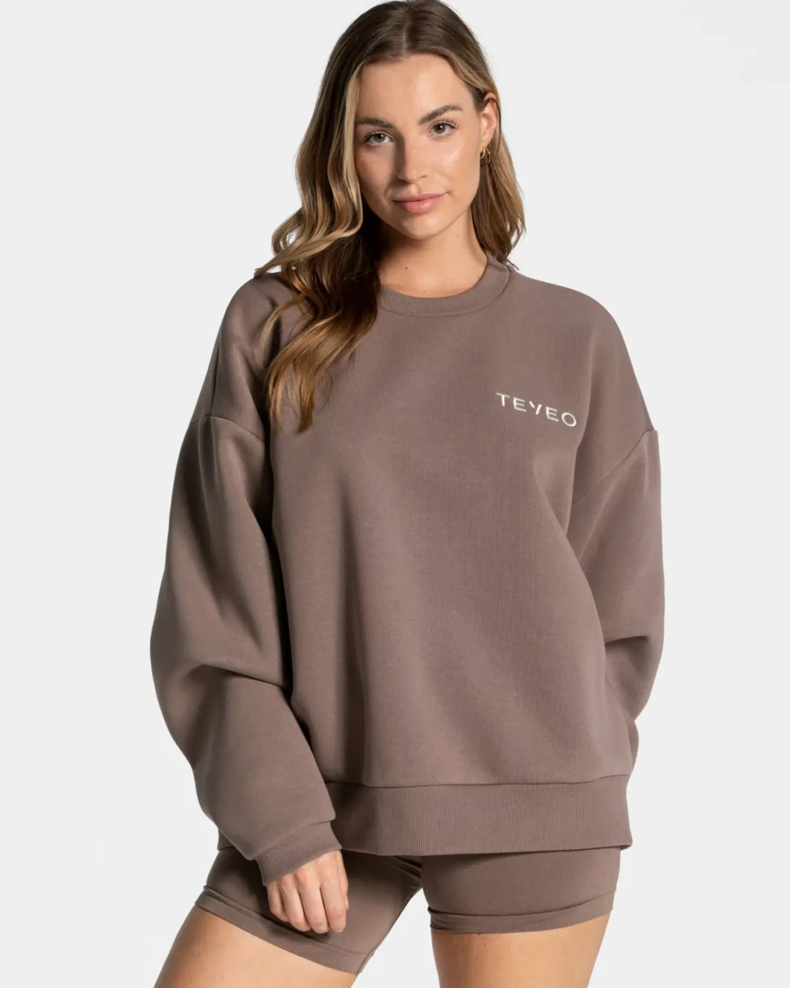 TEVEO Signature Oversized Sweater " ">Frau Hoodies & Jacken