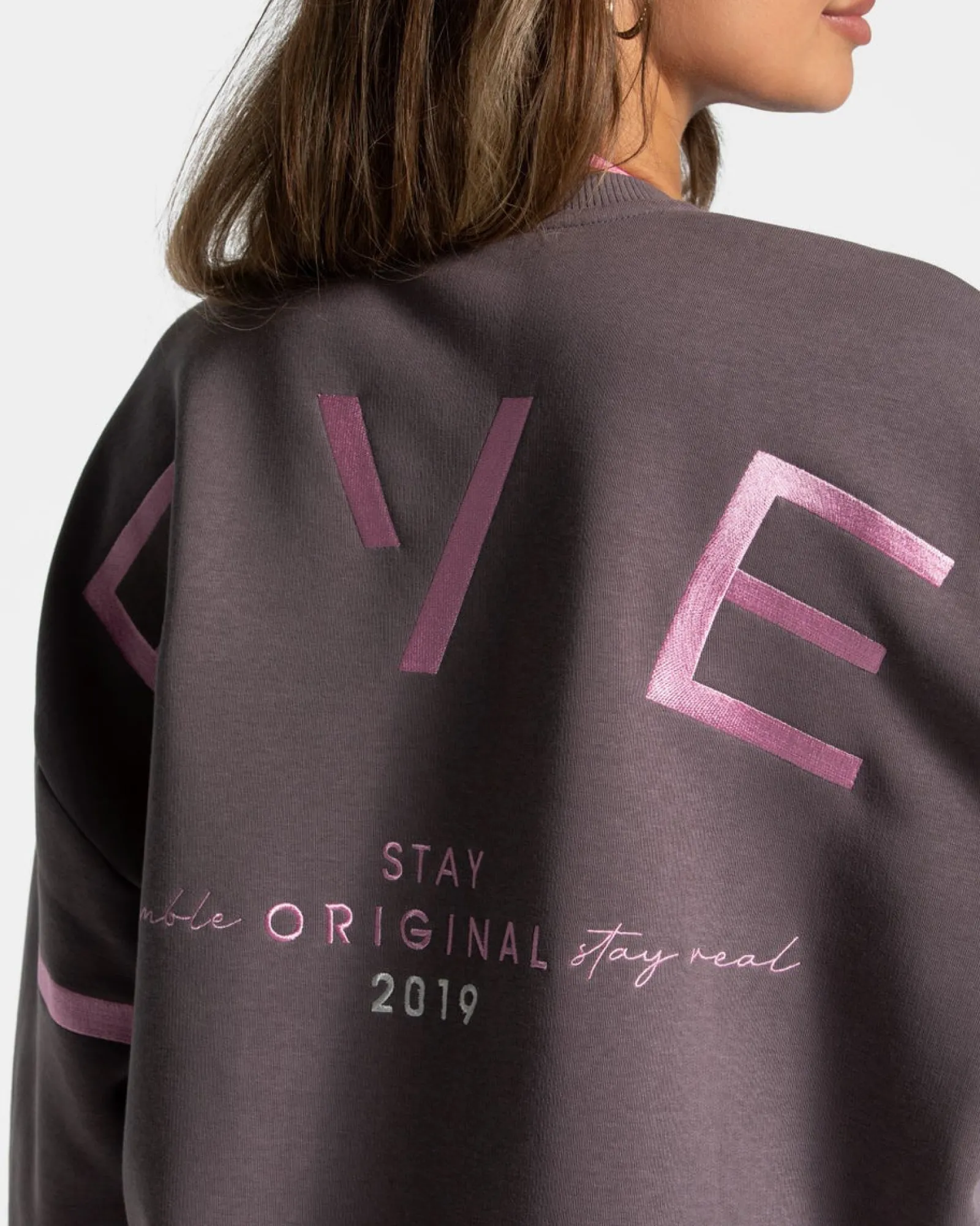 TEVEO Signature Oversized Sweater " ">Frau Hoodies & Jacken