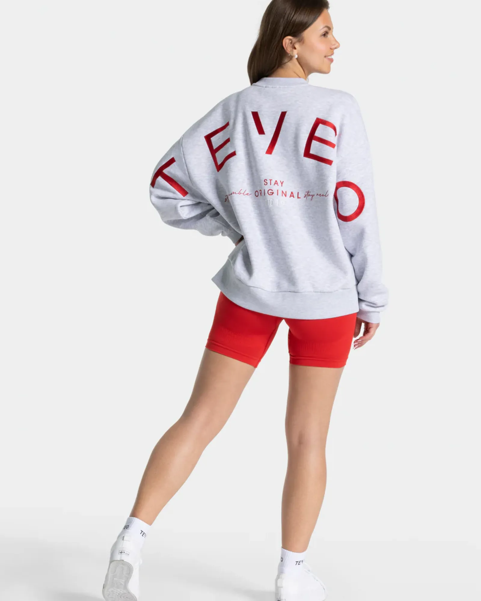 TEVEO Signature Oversized Sweater " ">Frau Hoodies & Jacken