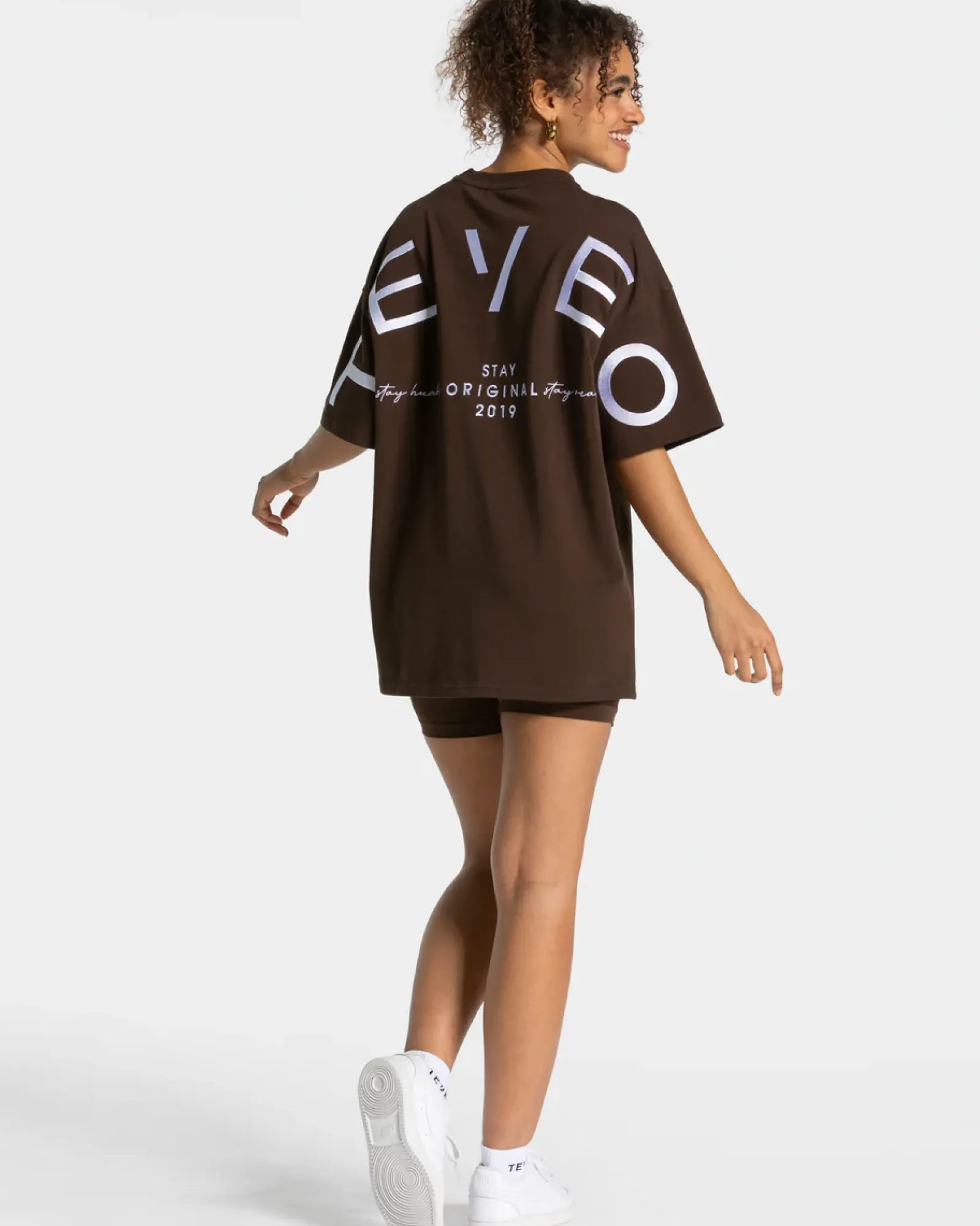 TEVEO Signature Oversized T-Shirt " ">Frau T-Shirts