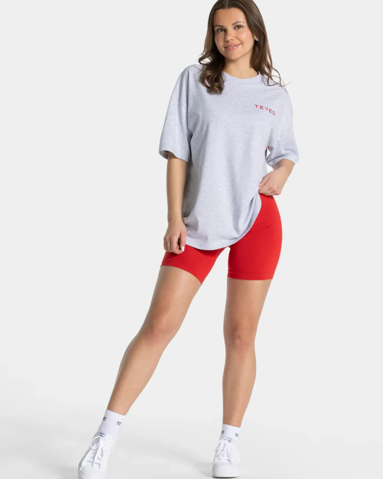 TEVEO Signature Oversized T-Shirt " ">Frau T-Shirts