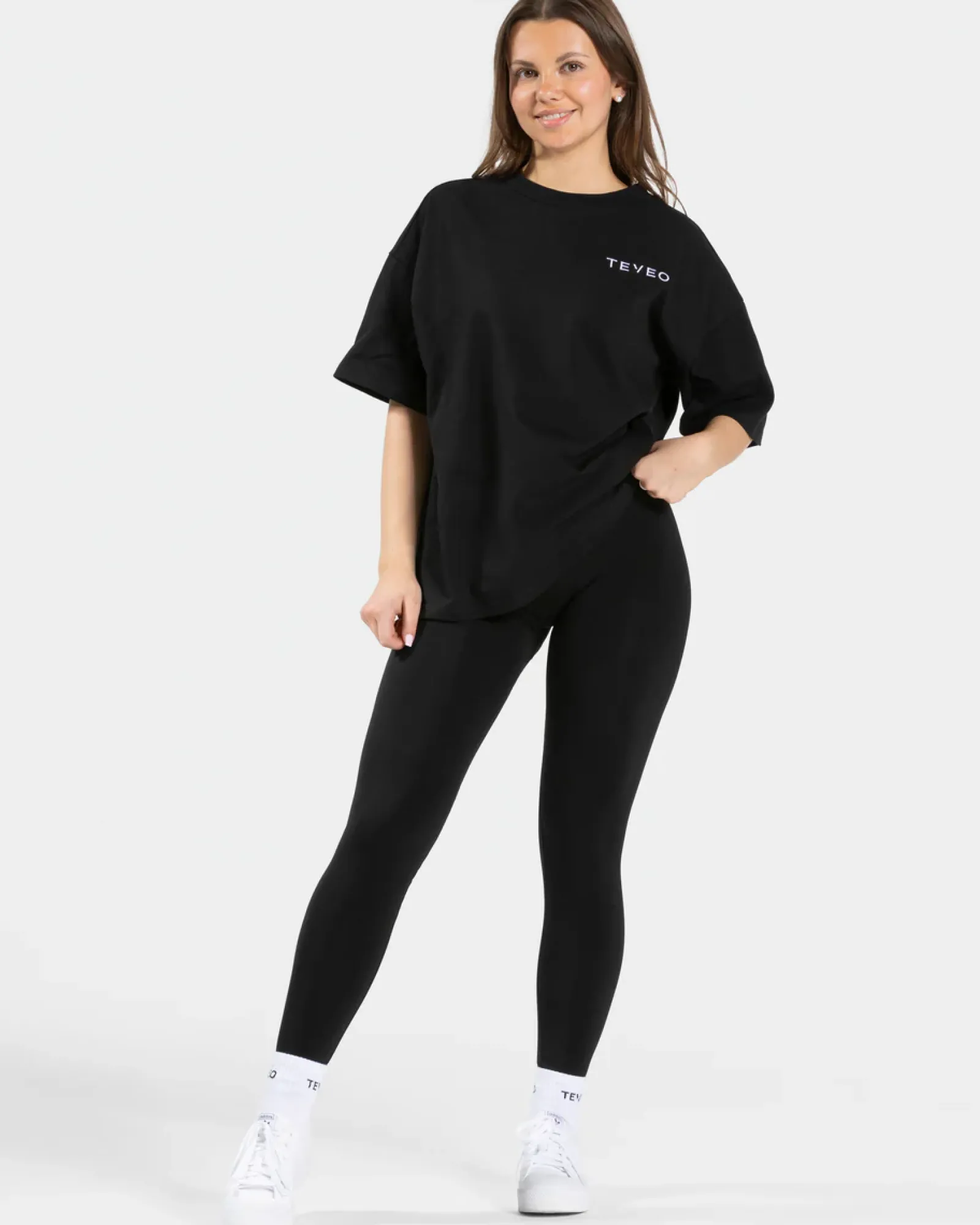 TEVEO Signature Oversized T-Shirt " ">Frau T-Shirts