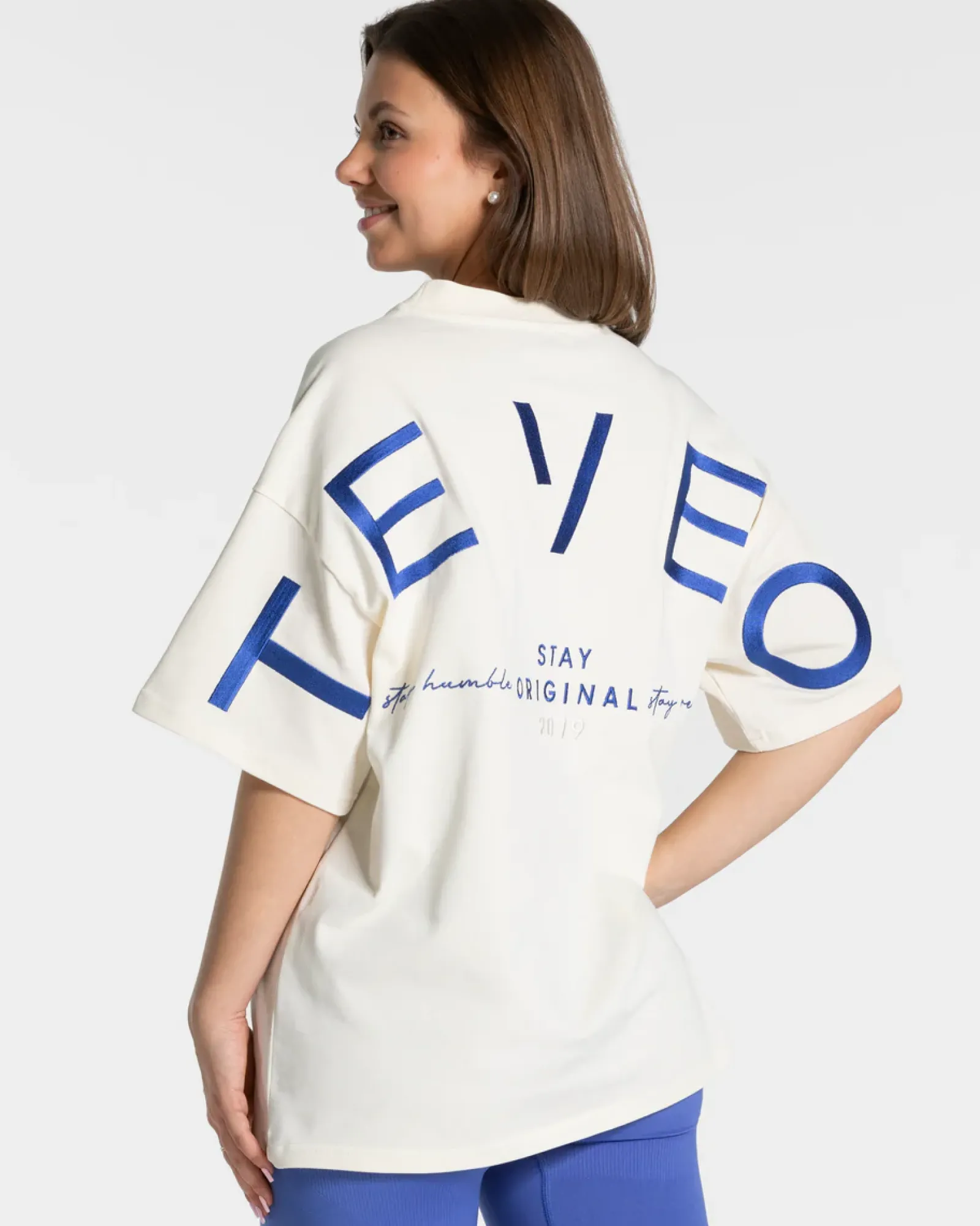 TEVEO Signature Oversized T-Shirt " ">Frau T-Shirts