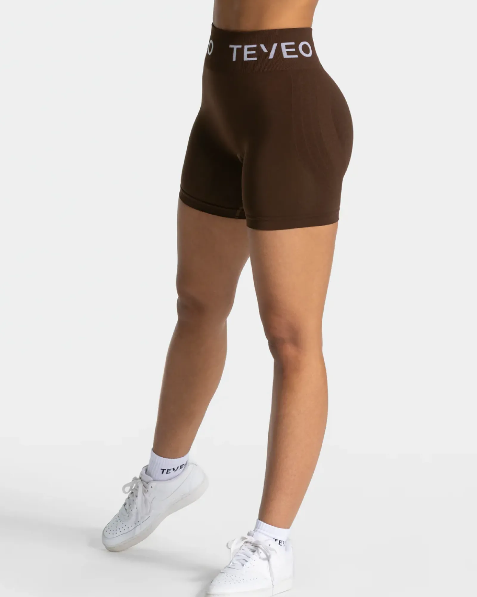 TEVEO Signature Scrunch Short " ">Frau Shorts