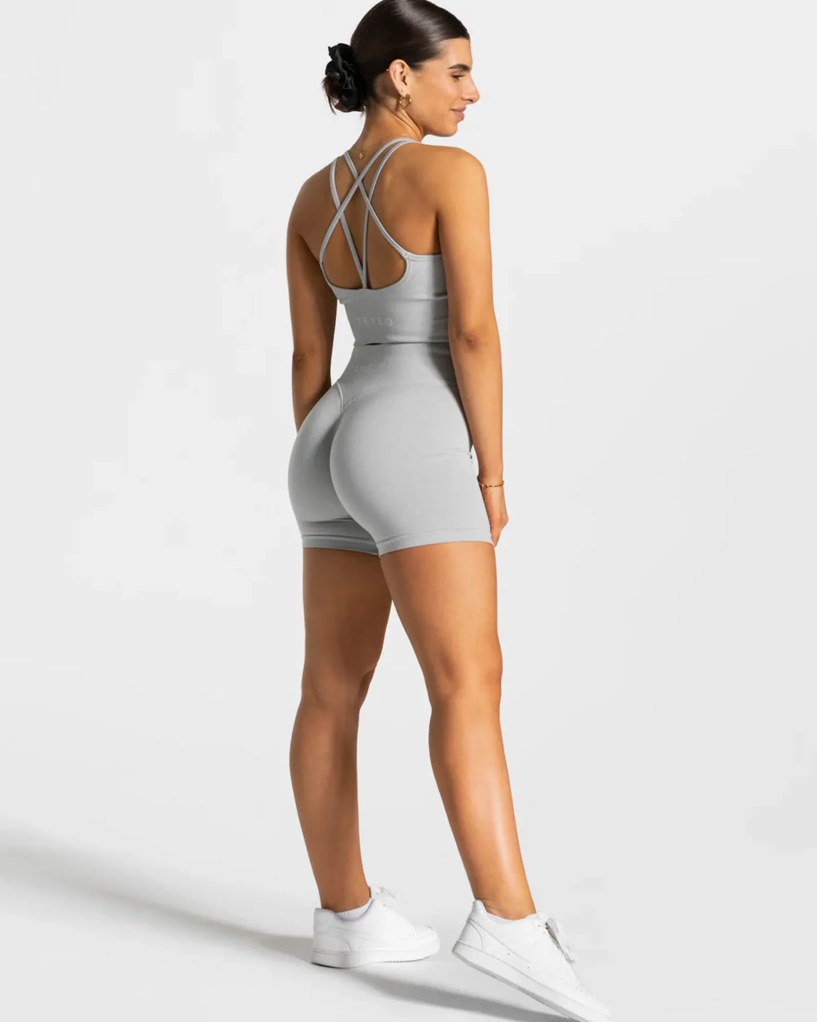 TEVEO Statement Scrunch Short " ">Frau Shorts