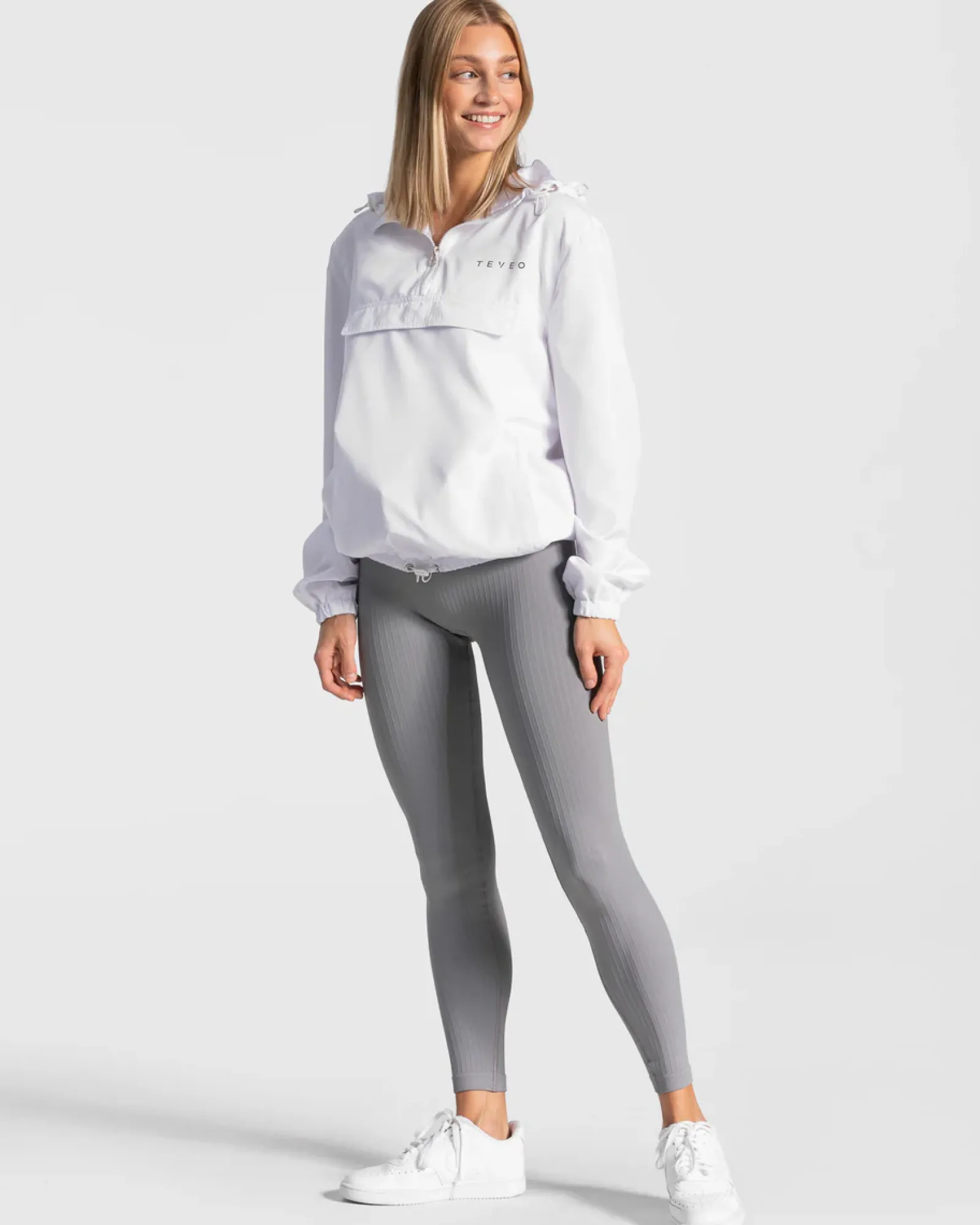 TEVEO Statement Windbreaker " ">Frau Hoodies & Jacken