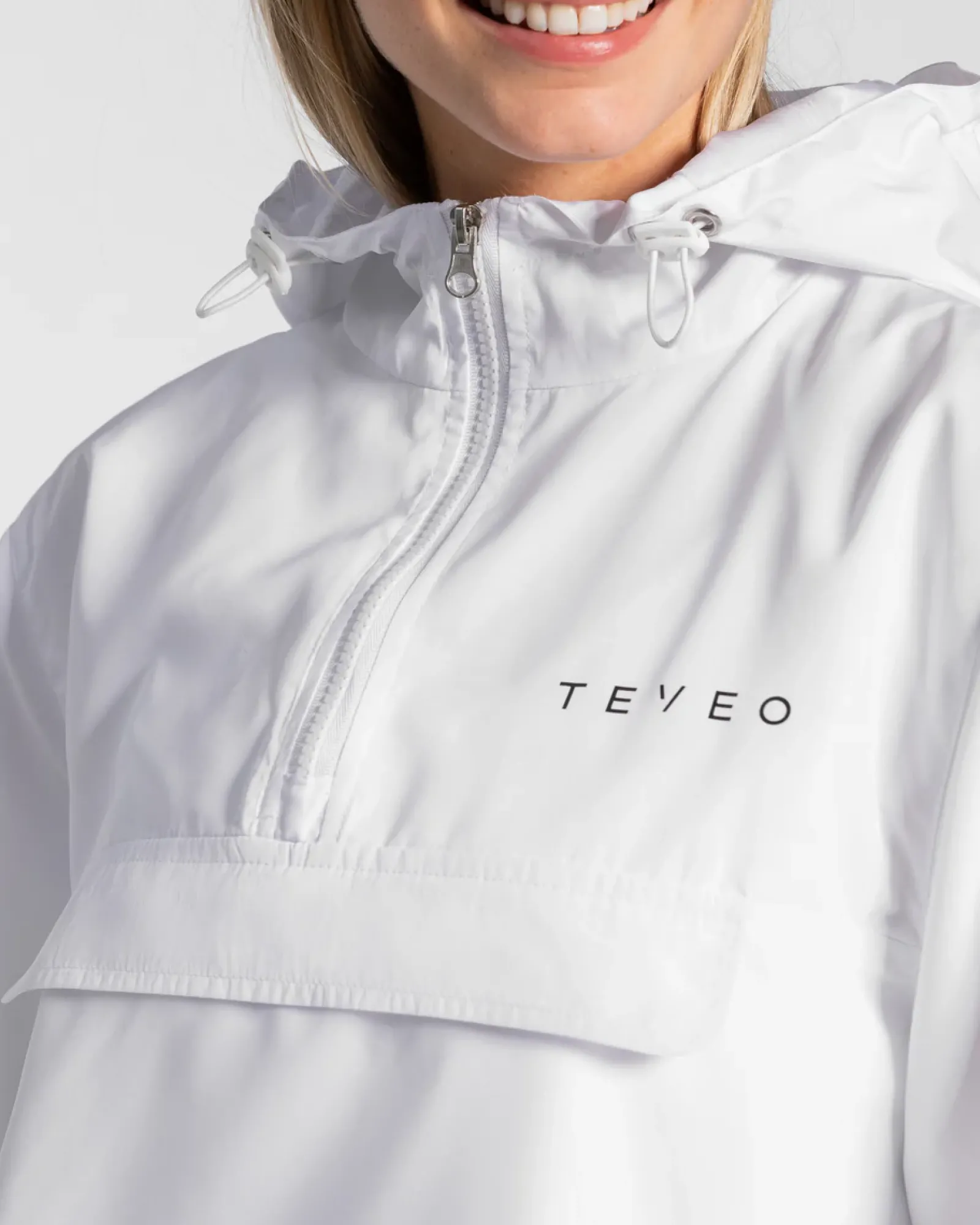 TEVEO Statement Windbreaker " ">Frau Hoodies & Jacken