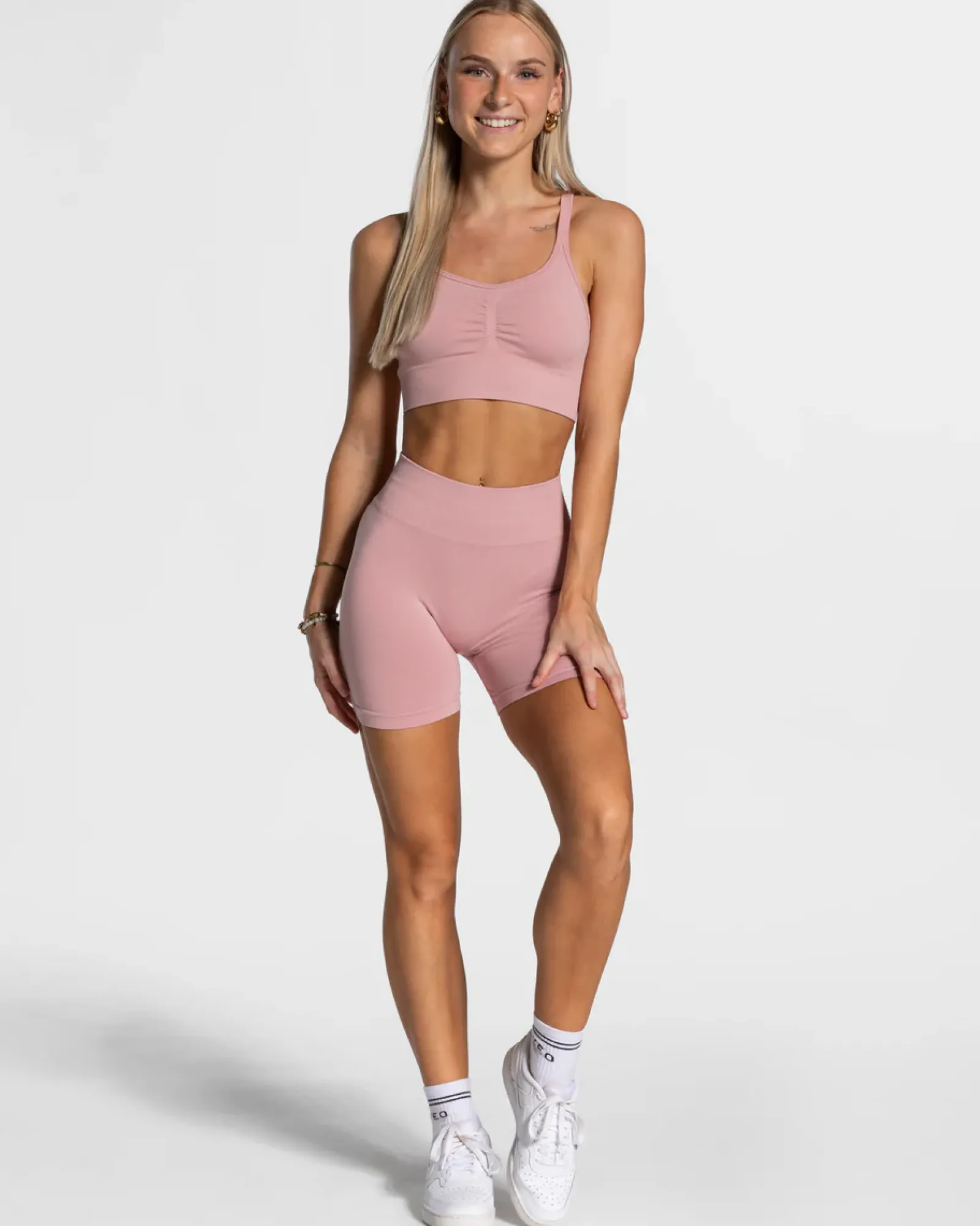 TEVEO Timeless Scrunch Bh " ">Frau Sport Bhs