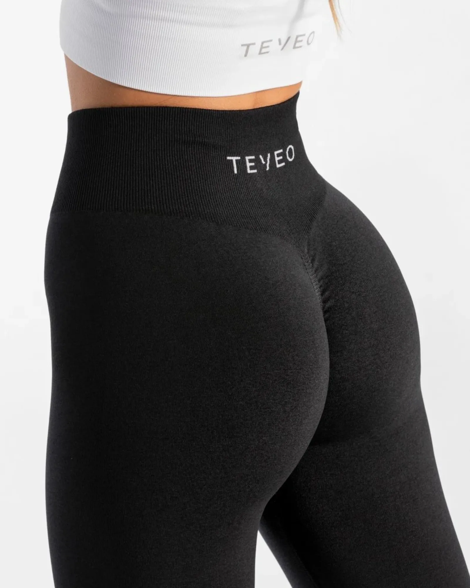 TEVEO Timeless Scrunch Leggings " ">Frau Leggings & Hosen
