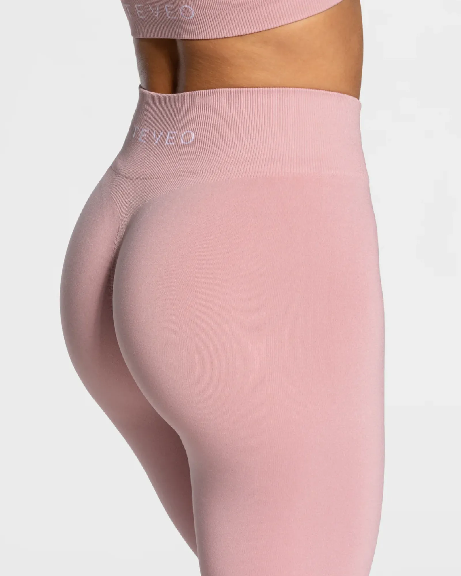 TEVEO Timeless Scrunch Leggings " ">Frau Leggings & Hosen