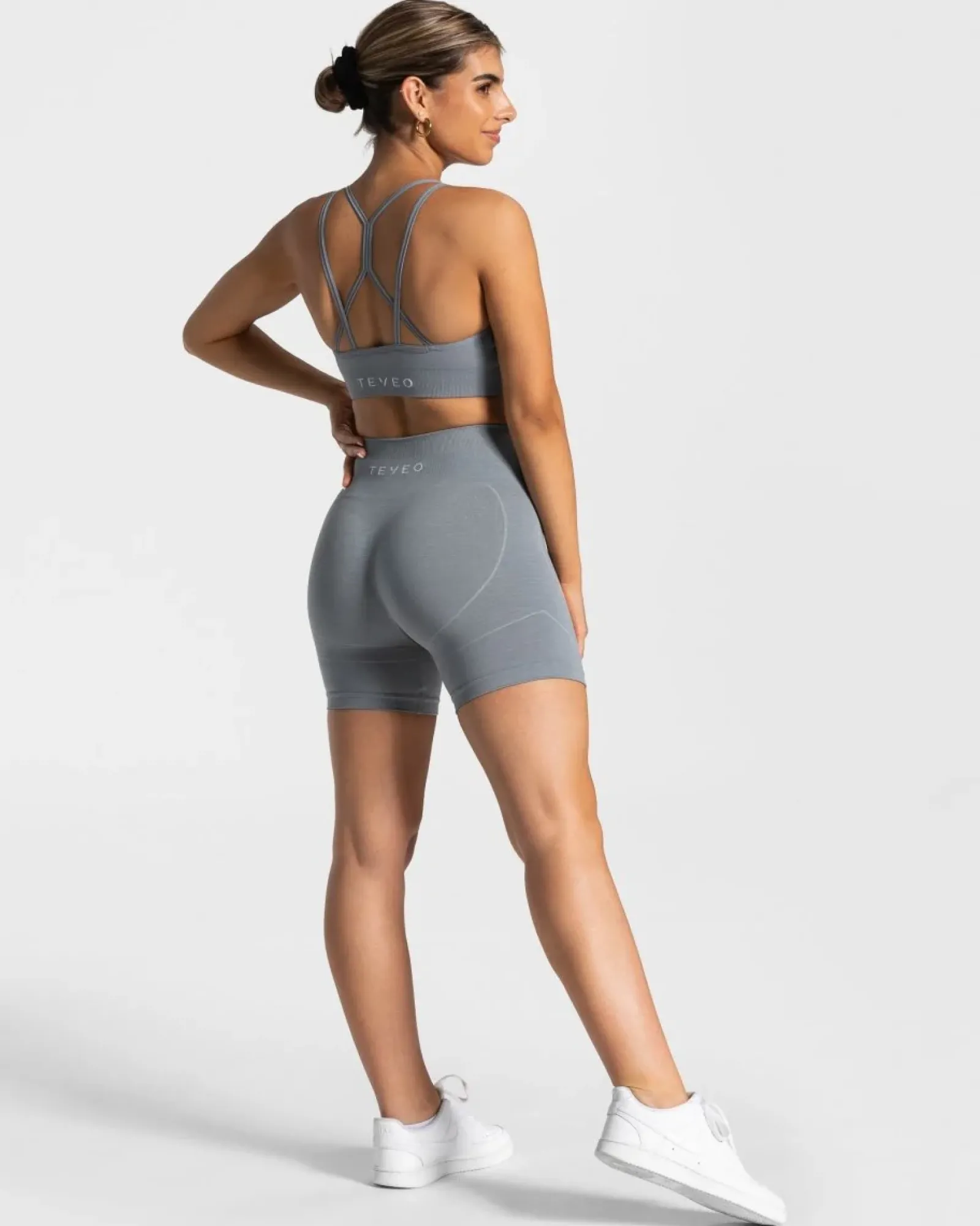 TEVEO True Short " ">Frau Shorts